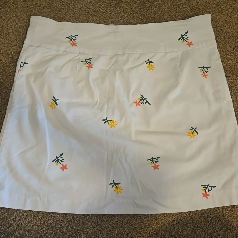 Zac & Rachel Floral White Skort Size 12 - Picture 3 of 6